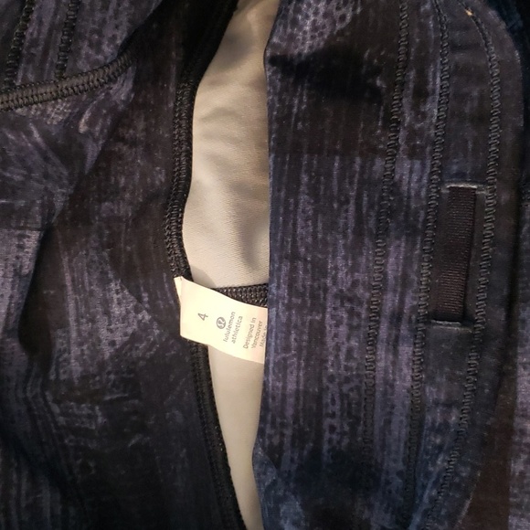 Lululemon Train Times Crop (17")Transition Multi Midnight Navy / Black - Picture 7 of 7